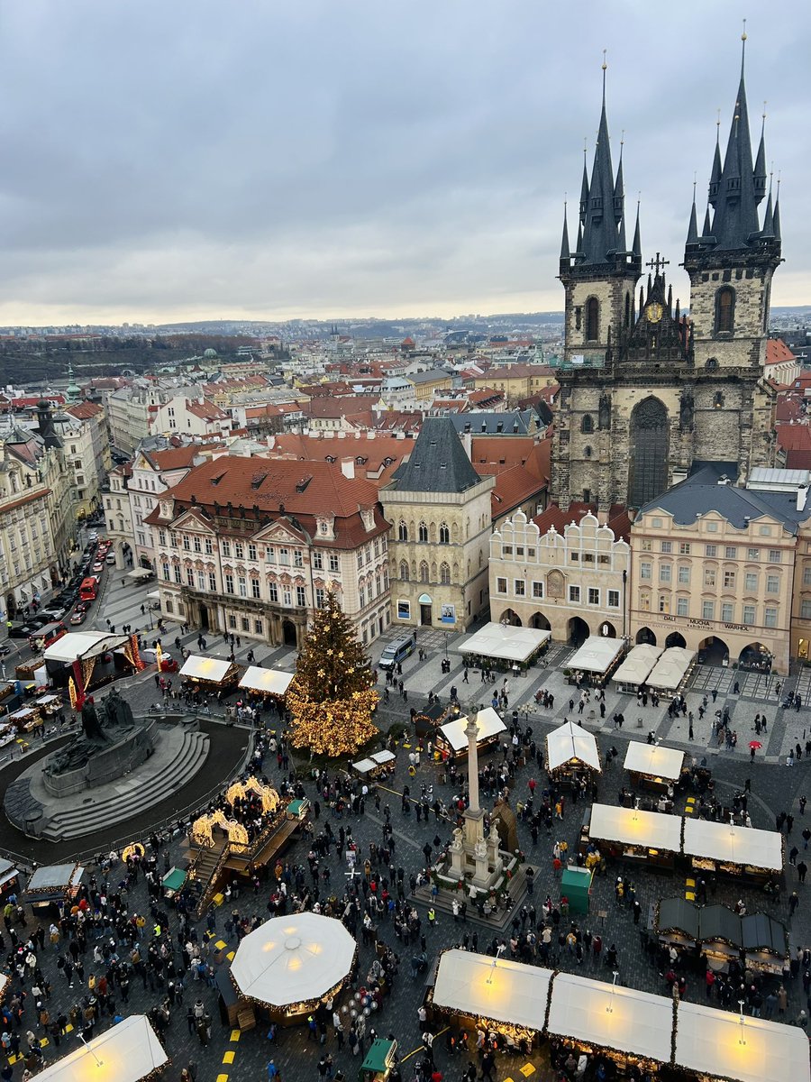 A fantastic few days exploring Prague and the Christmas markets 🎄🇨🇿