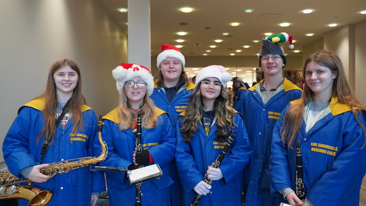 Carl Sandburg H.S. tweet media