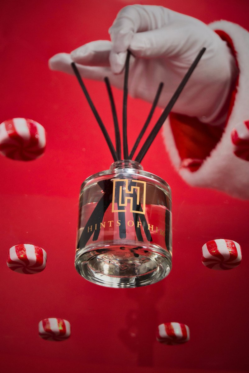 HintsofHim's tweet photo. Santa’s secret weapon? 🎅🏾 ✨The irresistible holiday magic of Hints of Him!

Add a touch of luxury to your Christmas cheer with ROWEN, the gift that keeps on giving! 🎄🎁 #HintsOfHim #ROWEN #HolidayVibes 

Only at https://t.co/KCa39jrhi1 https://t.co/eibBTovOLo