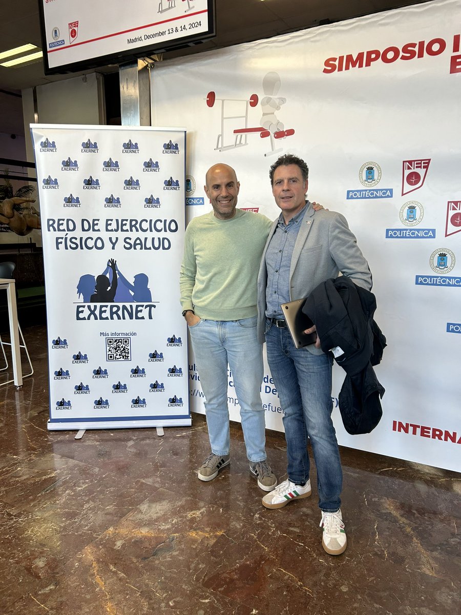 Vaya arranque del <a href="/SimposioFuerza/">Simposio de Fuerza</a>. Ayer fenomenal el precongreso de jovenes investigadores y hoy a tope ya desde primera hora de la mañana. Espectacular keynote speaker. La <a href="/RedExernet/">Red_Exernet</a>  presente en el #sfd24 desde el primer momento. Una alianza ‘fuerte’ 💪🏻😉