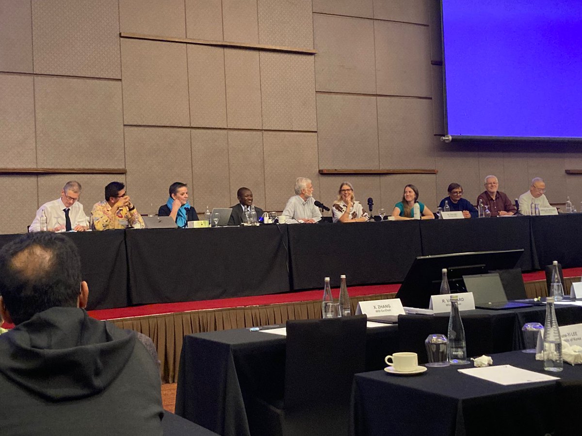 Diana Urge-Vorsatz tweet media