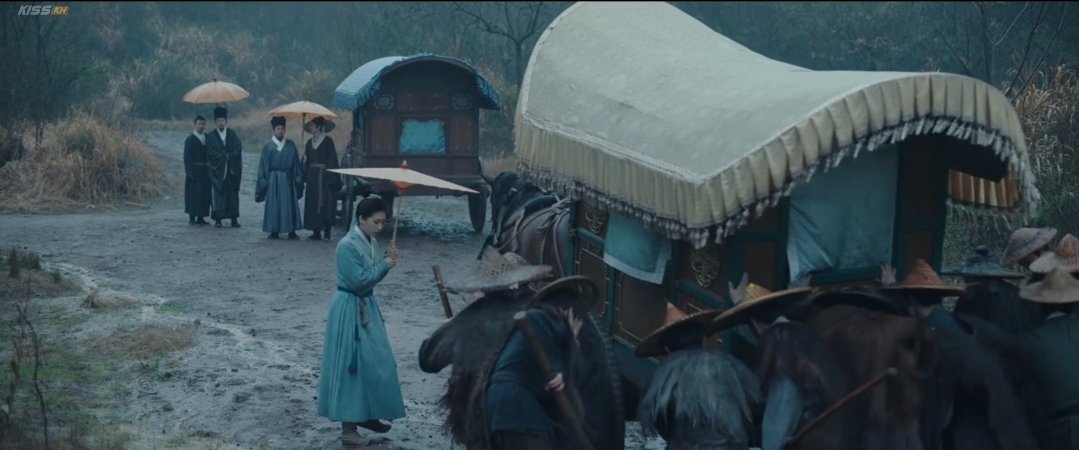 DramaDiary_304's tweet photo. I love you β
ββββ
Clears the whole path for her & accompanies her in silence throughout the journey so that she goes home safe to her grandmother a little faster β
β
β
β
β
β
β
β
β
β
β
β
β
β
β
β
β
β
β
β
β
β
β
β
β
β
β
β
β
β
β
β
β
β
β
β
β
β
β
β
#Blossom #MengZiyi #LinYuRui https://t.co/wceaNBOkyL