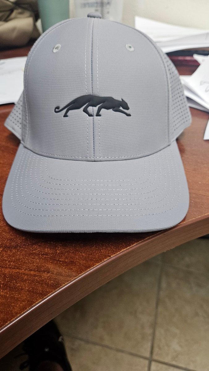 TurfMamba's tweet image. Thanks for the sweet hat @iCultivateTurf !
