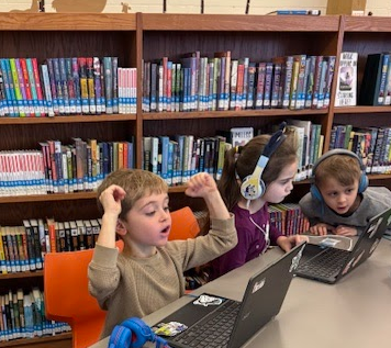 WascoD303's tweet photo. Wasco students participated in Computer Science Education Week with an Hour of Code.  All week, students learned the basics of computer coding with Mrs. Furlong in the LRC and spent time coding on their own.  👏💻 https://t.co/acsft45aXI