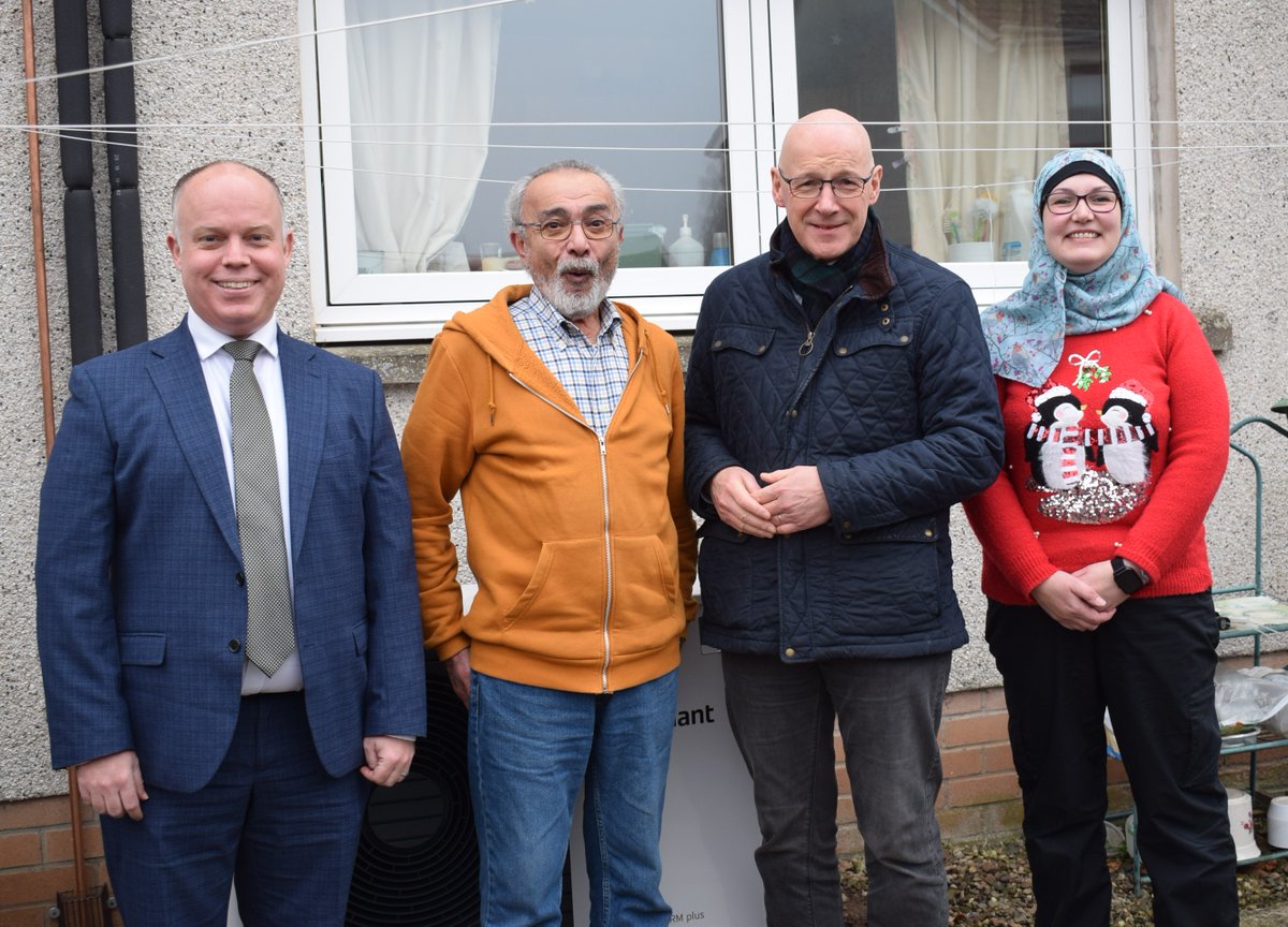 Scotland’s First Minister <a href="/JohnSwinney/">John Swinney</a> visited one of our customers this morning in Coupar Angus to see how he has benefitted from work carried out under the @ScotGov national #fuelpoverty scheme #WarmerHomesScotland  
Read more👉bit.ly/3DpITUz 
#retrofit #netzero