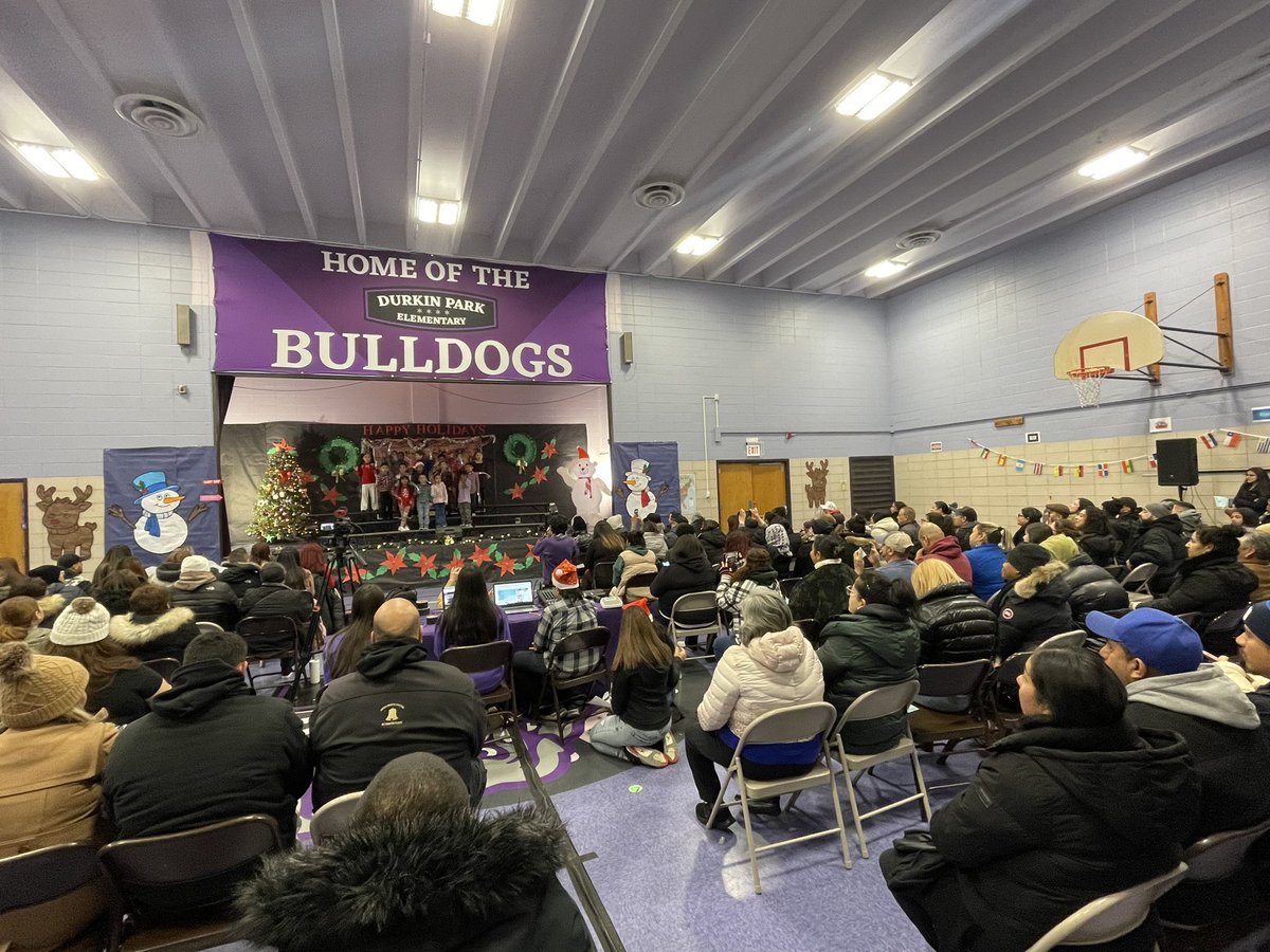 DaisyH_AP's tweet photo. Our Winter Holiday Showcase is underway this morning @durkinbulldogs https://t.co/gkWMNdKpwK