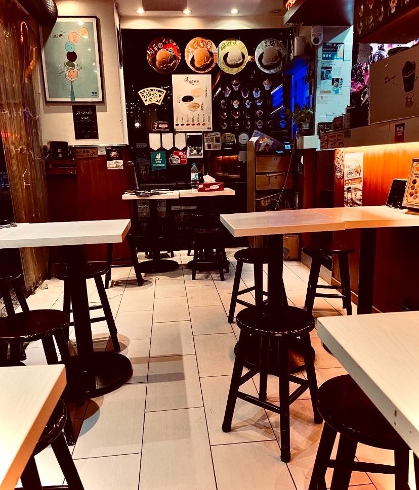 ZrA2zumi's tweet photo. 某一夜晚

其實嚐樂
夜晚都幾靜
而家香港夜市係點大家都知

因各種原因
依家支持手足店長嘅舖頭已經唔多

除咗店長日

希望大家都可以支持吓 https://t.co/DT0RqQTcp6