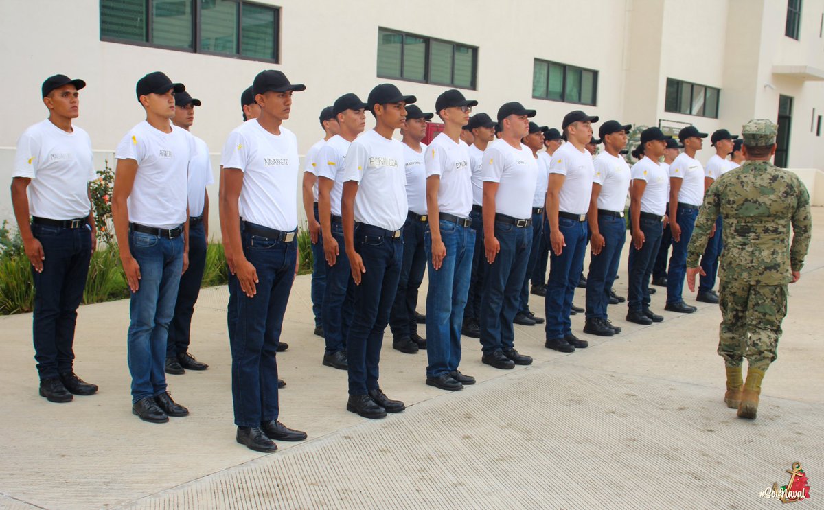 SEMAR_mx's tweet photo. Desde el primer día en el Servicio Activo de la #ArmadaDeMéxico, forjamos nuestra disciplina como #MarinosNavales, apegados a los valores que guiarán nuestro camino #ParaServirAMéxico con Honor, Deber, lealtad y Patriotismo
#CCRAM https://t.co/qgC6kM1mpE