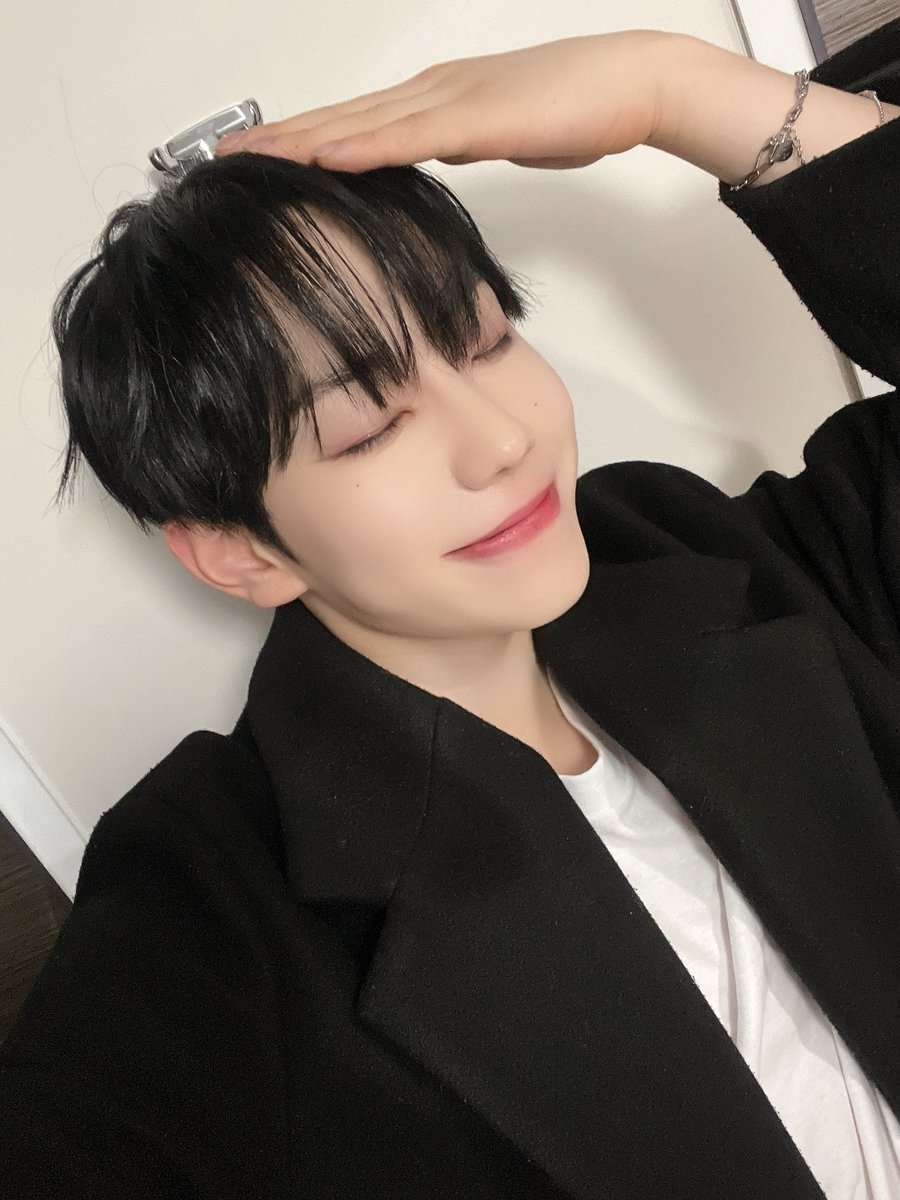 고생했어 잘자♥️ #ELAST #엘라스트 #エラスト #WONJUN #원준 #ウォン