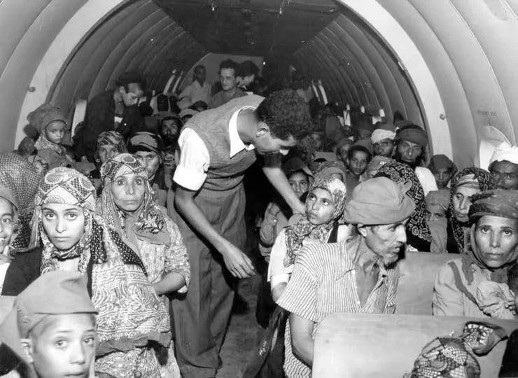 NiohBerg's tweet photo. Ethnic cleansing is when every Arab country in the MENA region expels its ancient Mizrahi Jewish population to punish them for the creation of Israel. After seizing their houses and businesses, and after years of pogroms inspired by Hitlerite Muftis. https://t.co/2v7mXzfbGi