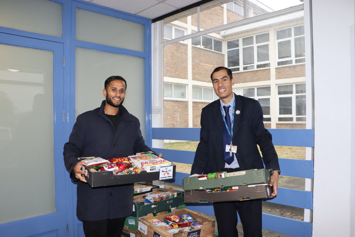 Lyndon School (@lyndonschool) on Twitter photo A big thank you from Sewa Day, West Midlands for donating 30 food hampers for our families to enjoy over Christmas. Thank you <a href="/sewaday/">Sewa Day</a> <a href="/LyndonSchool/">Lyndon School</a> <a href="/Summit_LT/">Summit Learning Trust</a> A big thank you from Sewa Day, West Midlands for donating 30 food hampers for our families to enjoy over Christmas. Thank you <a href="/sewaday/">Sewa Day</a> <a href="/LyndonSchool/">Lyndon School</a> <a href="/Summit_LT/">Summit Learning Trust</a>