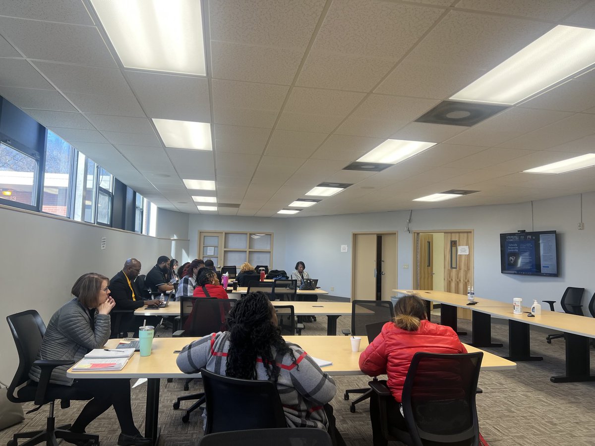 I love to see aspiring principals learning together.