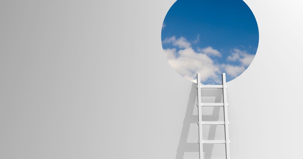 Do you suffer from the curse of knowledge? You might want to consider the ladder of abstraction next time you have to talk to real folks. buff.ly/3XefRix