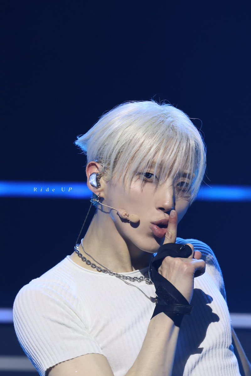 잉 넘 귀여워 (*´ ˘ `*).｡oO ( ♡ )