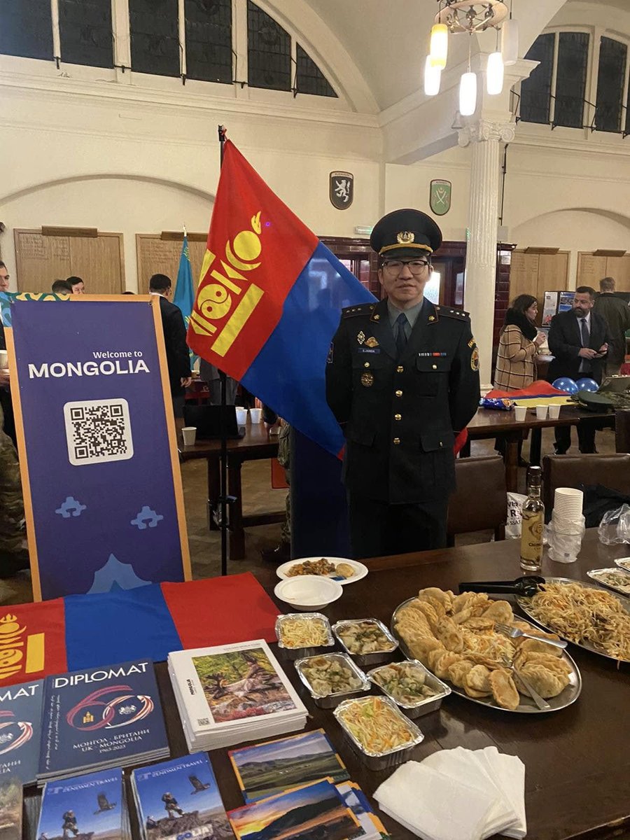 MongoliainUK's tweet photo. САНДХОРСТЫН ЦЭРГИЙН АКАДЕМИД МОНГОЛ УЛСАА СУРТАЛЧЛАВ
🇲🇳https://t.co/KjyItJBAH7
SHOWCASING MONGOLIA AT SANDHURST
🇬🇧 https://t.co/RBBZLLzr9S https://t.co/zR3OhsPrui