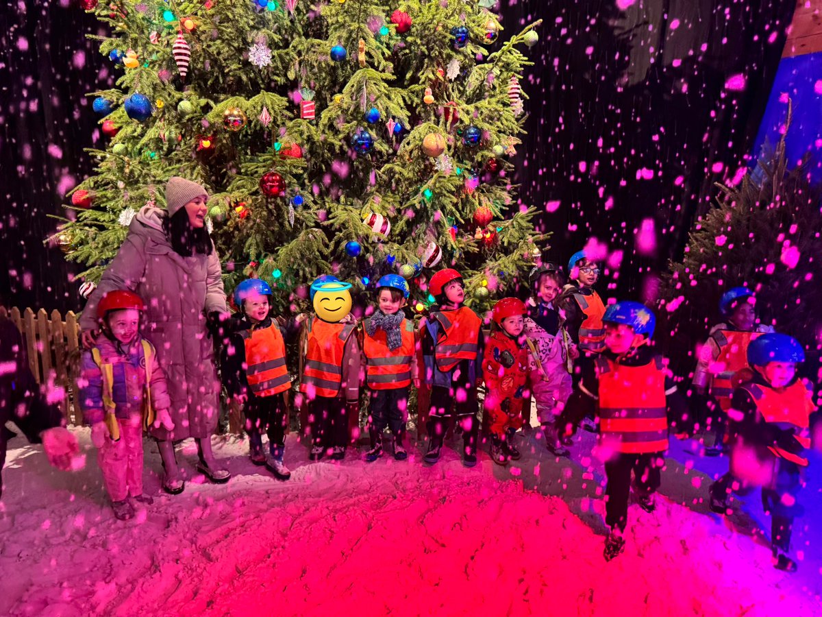 Scotch_Orchard's tweet photo. We have had the BEST DAY!!❄️🎅🏻 https://t.co/JV2gz77ReL
