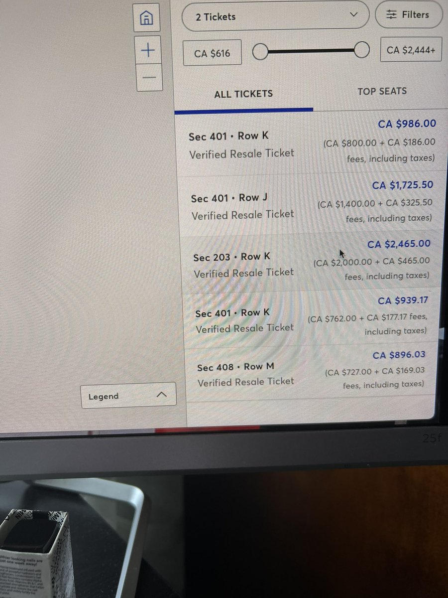 sofiaenchantedd's tweet image. HELLOOOOOOOO