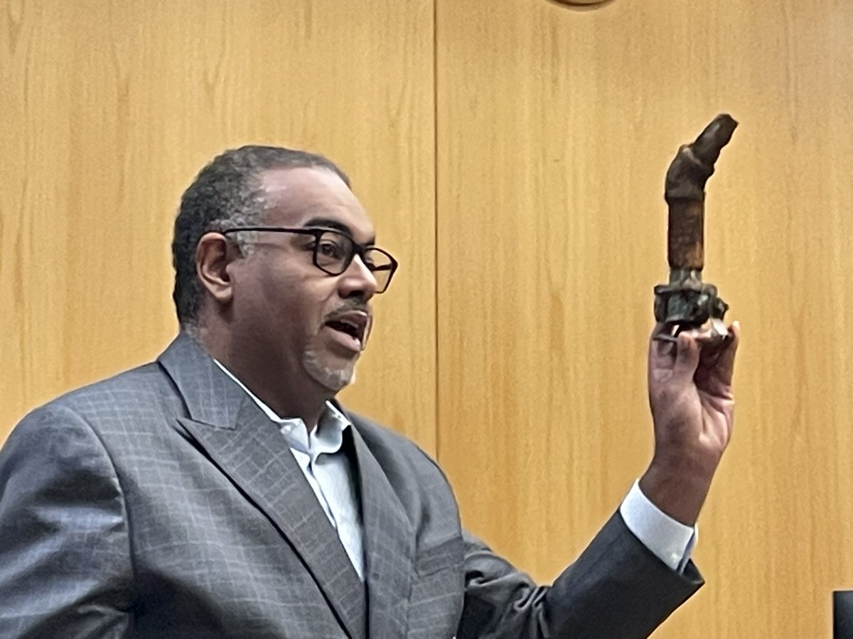 Michelle B. Post (@michellebpost) on Twitter photo ACHA consultant says pipes under Stanley Holmes are disintegrating. Showed judge.
<a href="/ACPressHuba/">Nicholas Huba</a> ACHA consultant says pipes under Stanley Holmes are disintegrating. Showed judge.
<a href="/ACPressHuba/">Nicholas Huba</a>