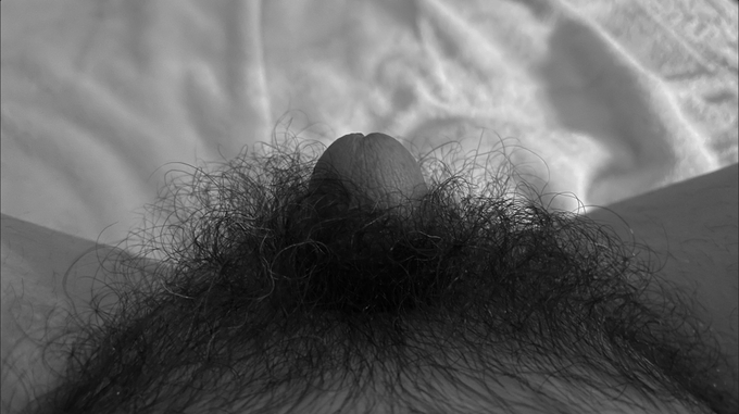 It's your very first date, you go down on her and see this.

What do you do? ? https://t.co/Fo1FKIKg