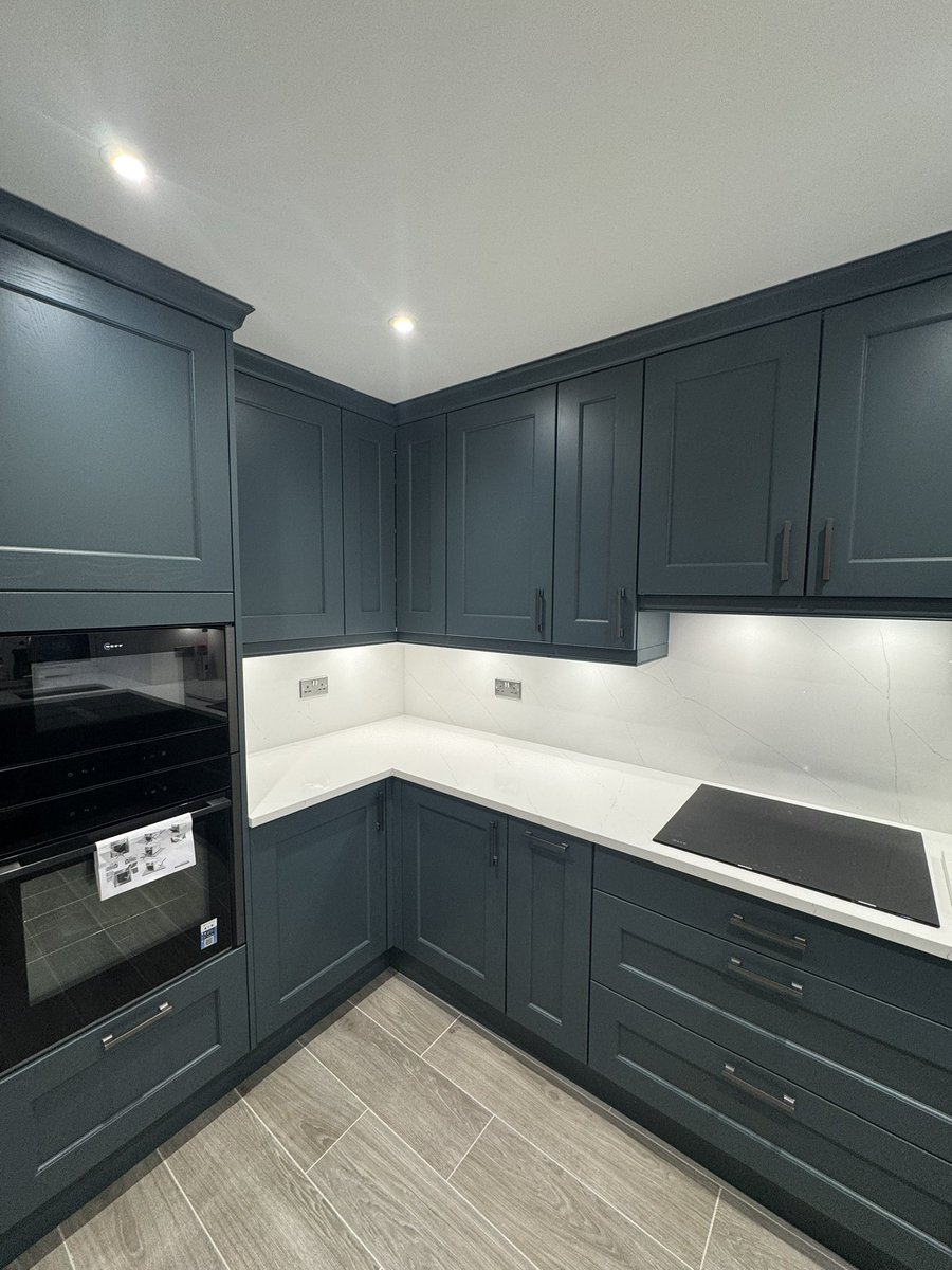 RoweFittedInteriors tweet media