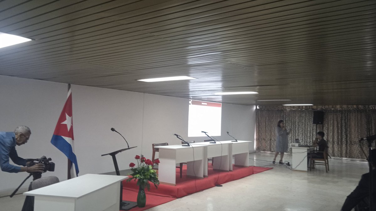 Excelentes reflexiones sobre los desafíos de la actividad judicial ante  el contexto económico y social. La ciencia en función de la solución de problemáticas. <a href="/TppSantiagocuba/">Tribunal Provincial Popular Santiago de Cuba</a> <a href="/YipsyPedreira/">Yipsy Pedreira Rodriguez</a> <a href="/ermila_m/">Ermila M. Herrera Perez</a>