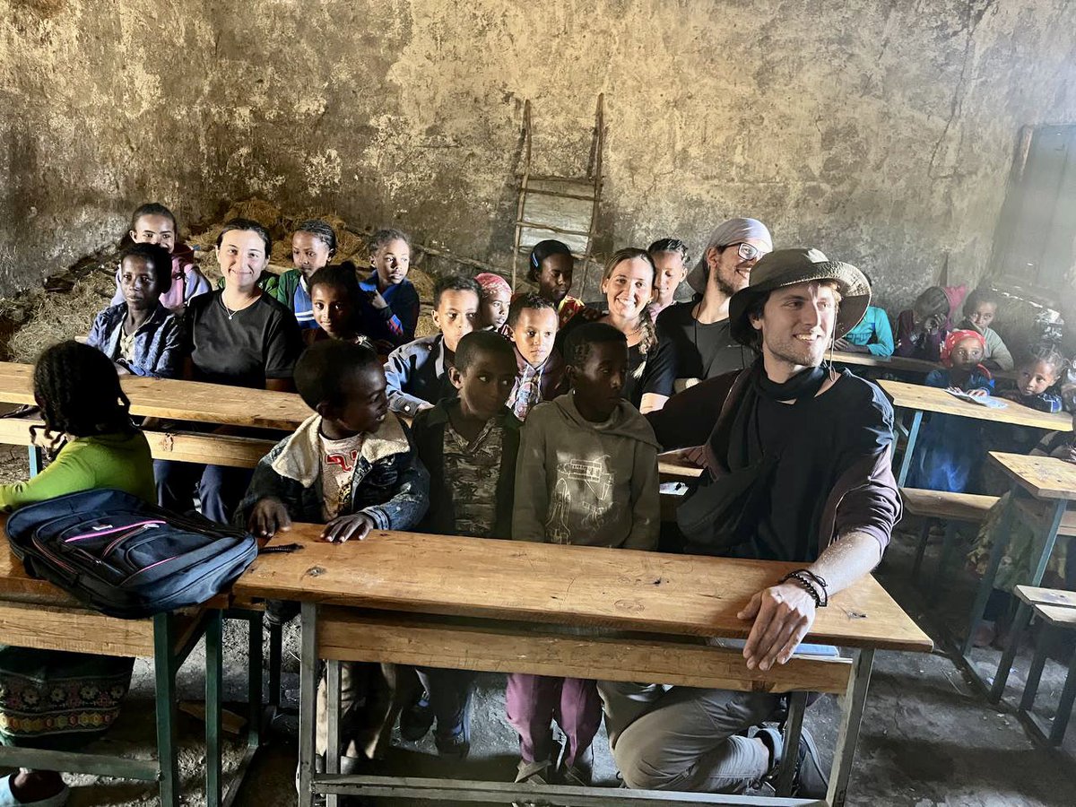 Geladas_for_Cooperation tweet media