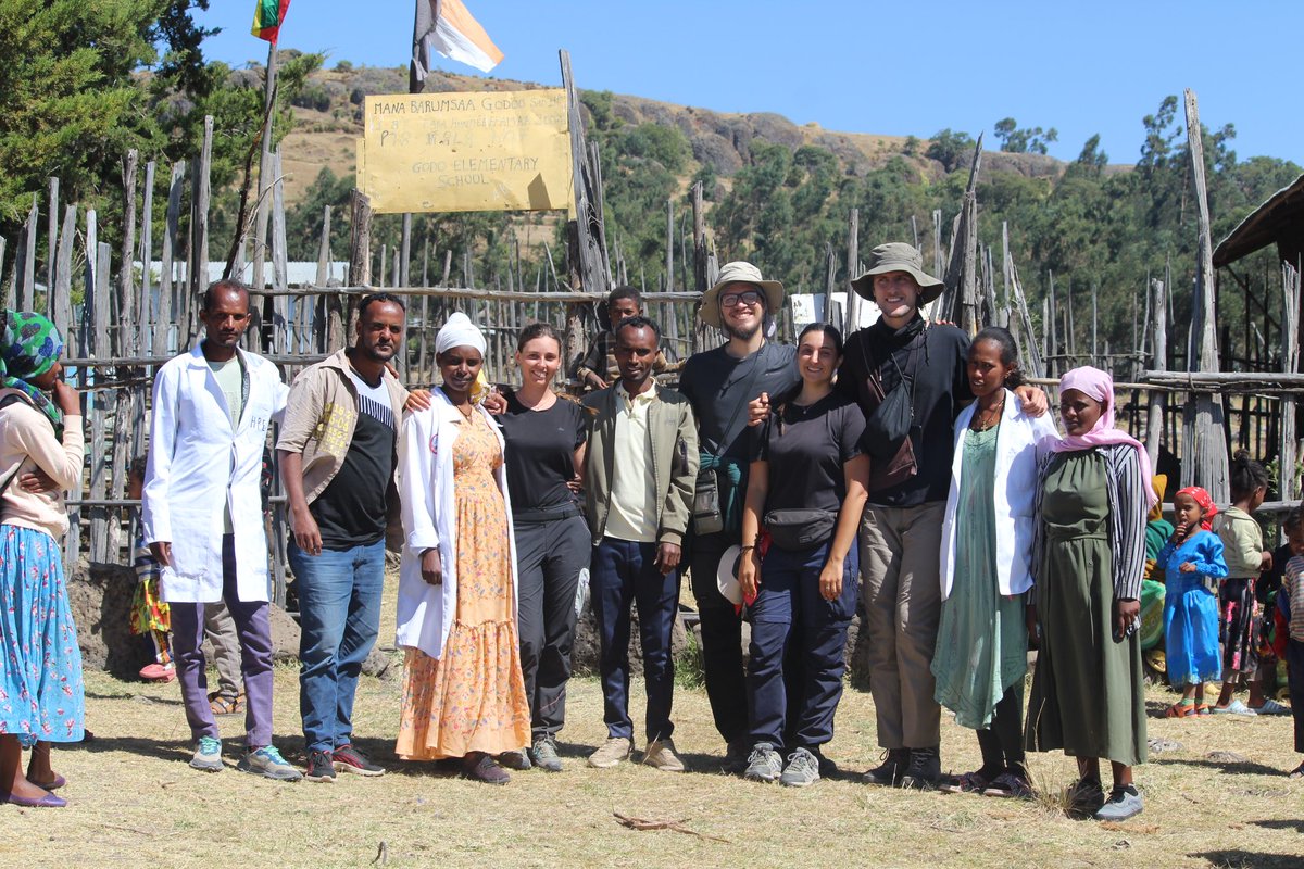 Geladas_for_Cooperation tweet media