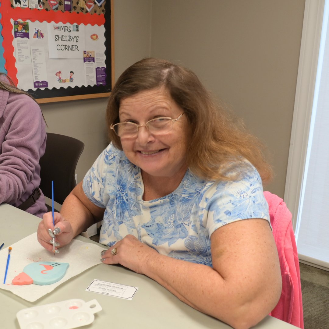 The festive season continues! Patrons painted ceramic ornaments from Morning Star Pottery at the Alexandria Branch. We can't wait to see what they look like post-kiln firing. 🎨
