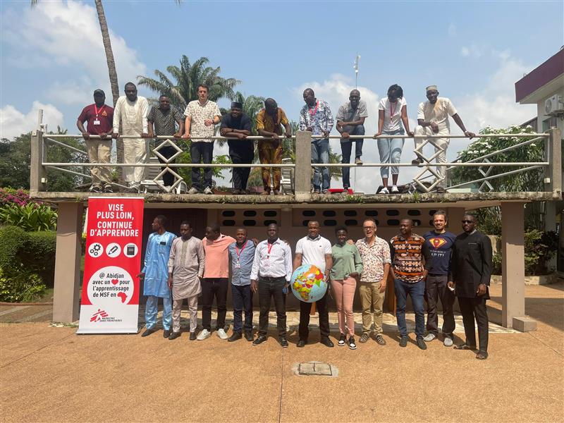 📸 Retour en images sur 5 jours de formation intense à Abidjan !
🎓 21 membres des équipes MSF ont développé leurs compétences en SIG grâce à des outils de cartographie tels que MSF Mapper, Google Earth, OsmAnd et QGIS.#FormationSIG #CartONG