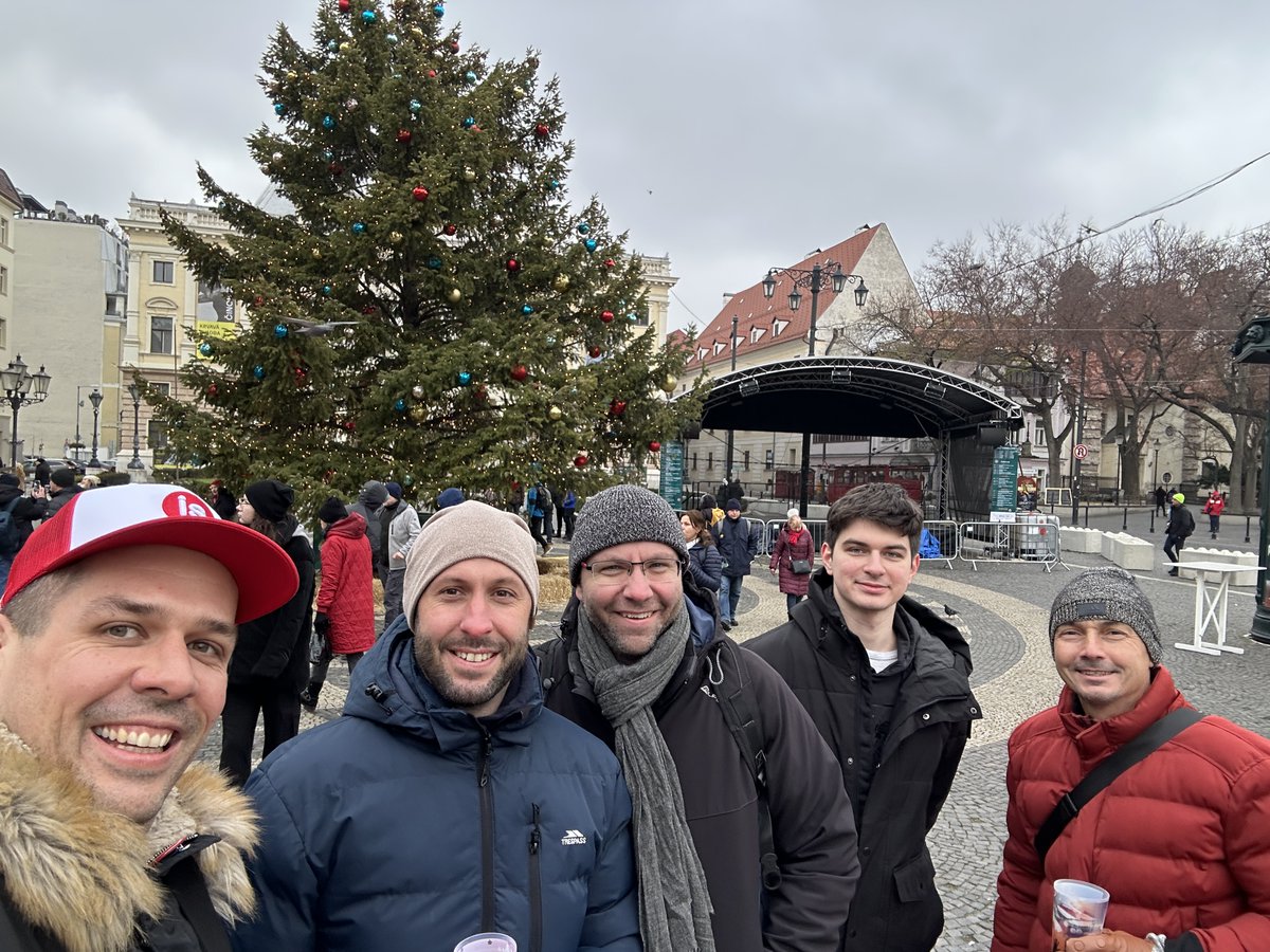 fpetko's tweet photo. ✨ Christmas time is the perfect time to say THANK YOU to all our incredible customers, current team members, and alumni. You are the real superheroes behind our success!
@instarealife is. USED TO WORK WITH LEGENDS 🦸‍♂️🦸: @TelekomSK, @orange,@vub_bank,SoriaMobility
#notbigbutgreat https://t.co/b5gFzCdmQr