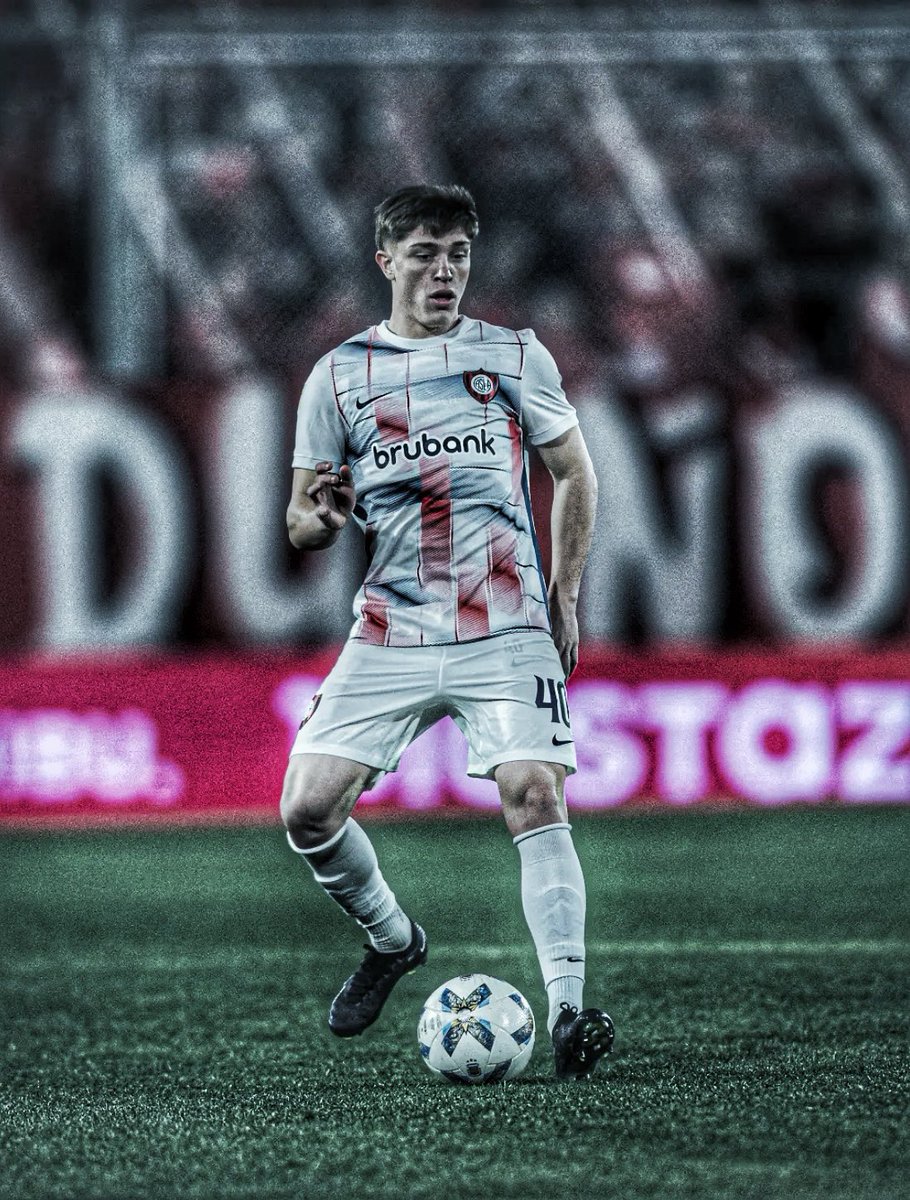 DebateSL's tweet image. 🚨 A esta hora, #SanLorenzo NEGOCIA con #DefensayJusticia por:

➖ 50% de la ficha de Santiago #Sosa
➖ 50% de la ficha de Agustín #Hausch

⚠️ U$D 1.5M por AMBOS jugadores. 

ℹ️ @lea_alves