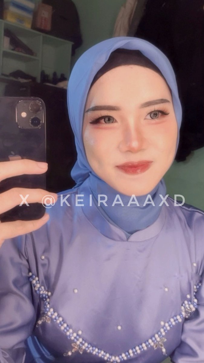 keiraaaxd's tweet photo. coba baju kurung🥰

#cder #cderindo #cding #crossdresser #crossdresserindo #femboy #sissy #sissygirl #cderhijab #crossdressing #cd https://t.co/ulBjsDYPCY