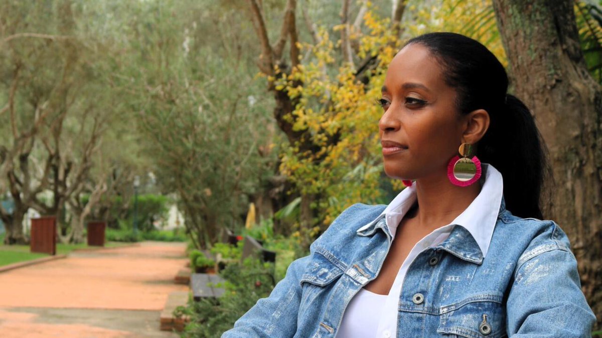 Carisa Dias nos ritmos do mundo com as raízes de Cabo Verde rfi.my/BEnx.x