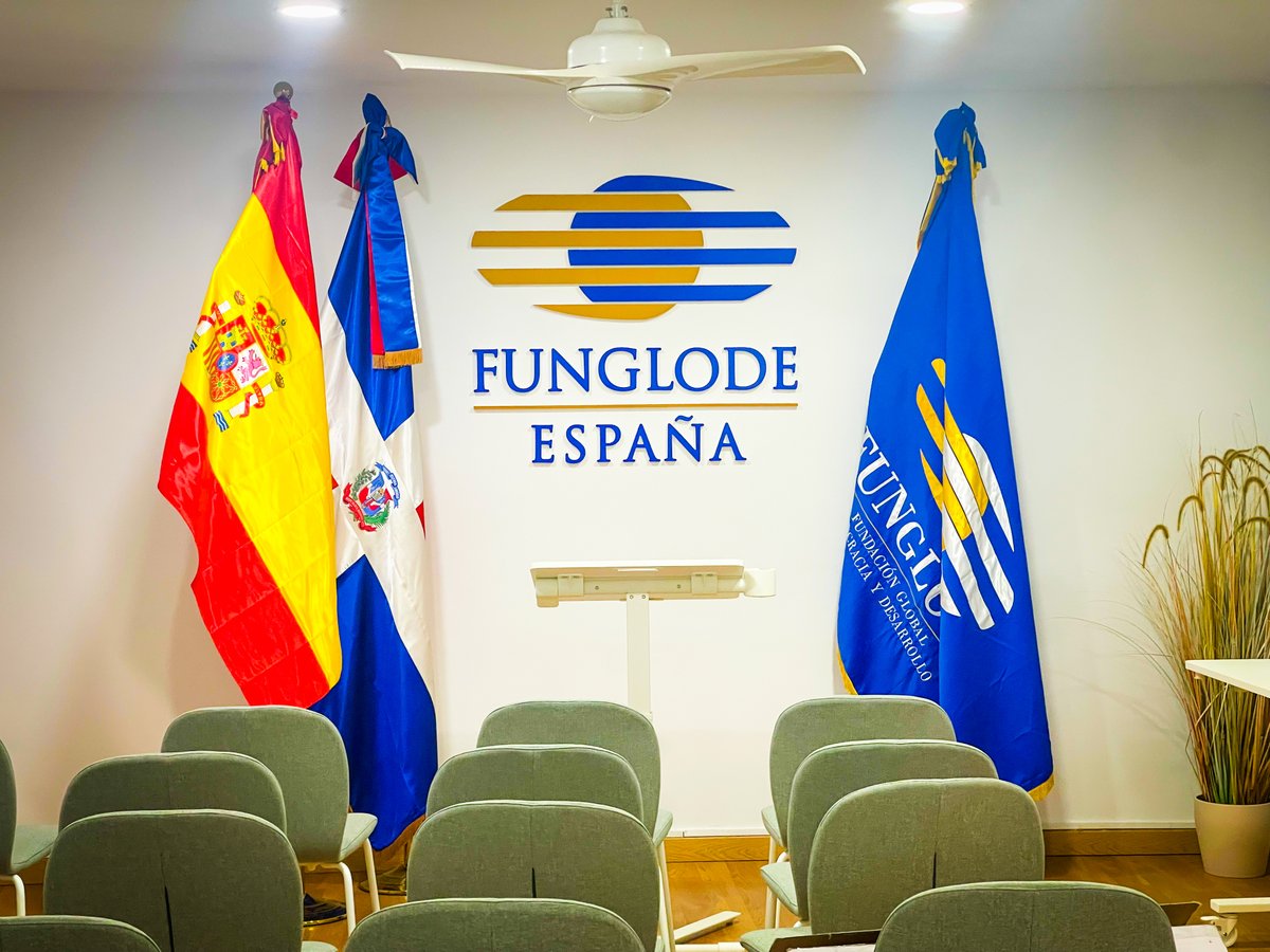funglodees's tweet photo. ¡El momento se acerca! ¡Pronto daremos inicio al acto inaugural de nuestra nueva sede! Mantente atento para ser parte de este emocionante hito. https://t.co/pAhiwQo30K