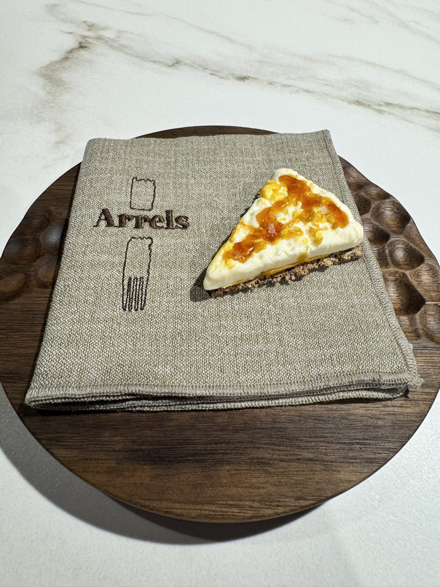 Julián Athos (@athoswitti) on Twitter photo El miércoles estuve en <a href="/Arrelssagunt/">Arrels Restaurant</a> de Vicky Sevilla…Una cocina y un espacio que enamoran, con un menú (Arrels) de altísimo nivel de principio a fin. Gracias por vuestro cariño y por seguir confiando. El miércoles estuve en <a href="/Arrelssagunt/">Arrels Restaurant</a> de Vicky Sevilla…Una cocina y un espacio que enamoran, con un menú (Arrels) de altísimo nivel de principio a fin. Gracias por vuestro cariño y por seguir confiando.