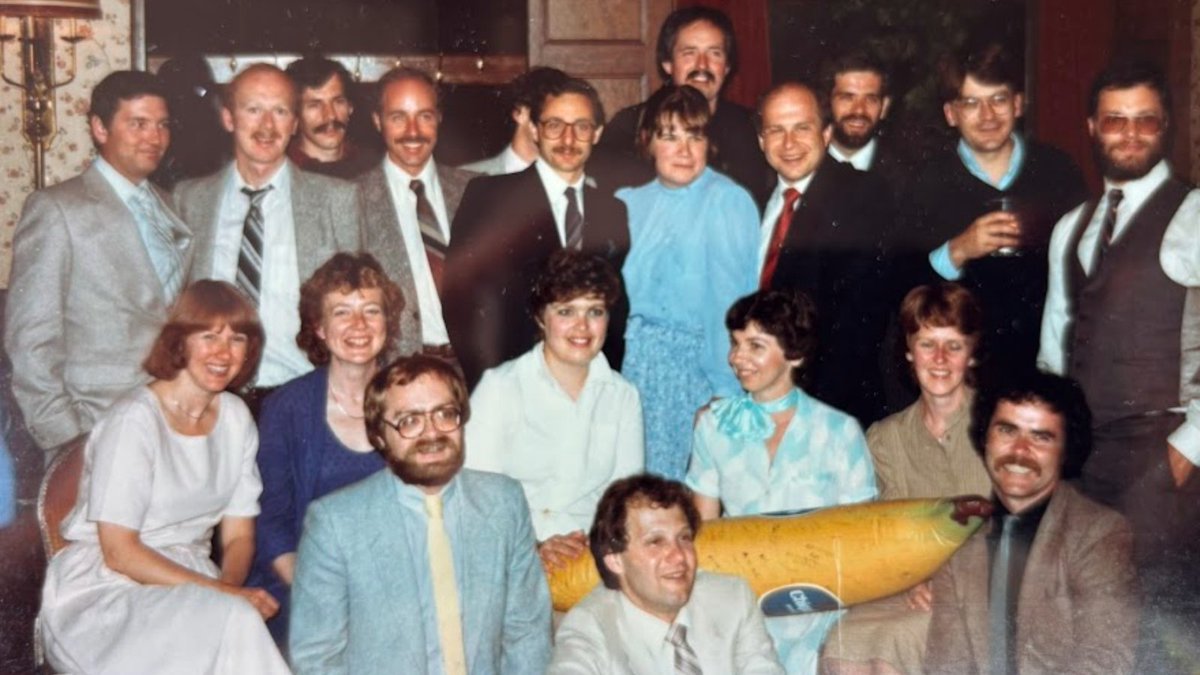 westernuSocSci's tweet photo. Terry Green, BA’74, MBA’79, switched from math to geography in 1970, sparking a lifelong passion. 50 years later, her Western geography class reunites, celebrating memories, connections &amp; shared environmental values. https://t.co/5BhB1aWzvc
 #WesternAlumni #ClassOf74 https://t.co/nrRG0iV9DM