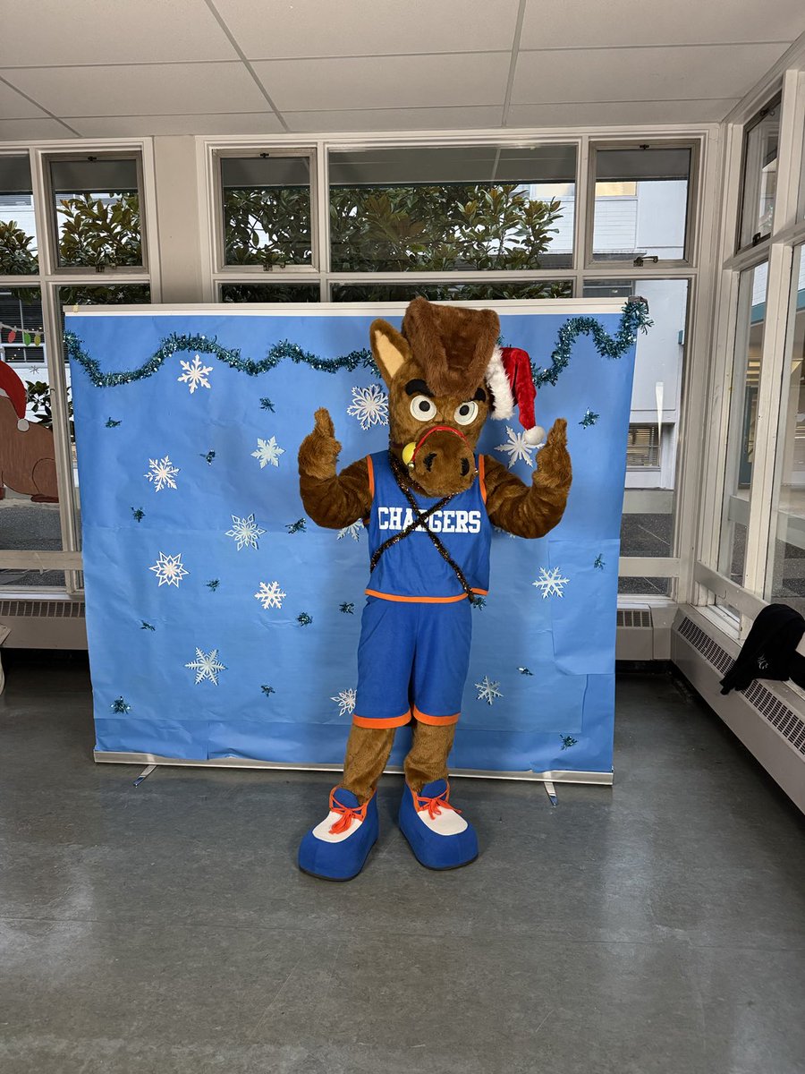 Ecole Cariboo Hill tweet media