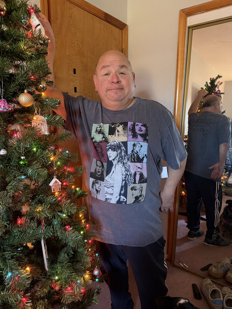 chelseablake31's tweet photo. He finally got his merch!!!!🫶 just in time for tay’s bday @taylornation13 #TSTheErasTour #tstheerastourcollection https://t.co/qshkvFfvtm