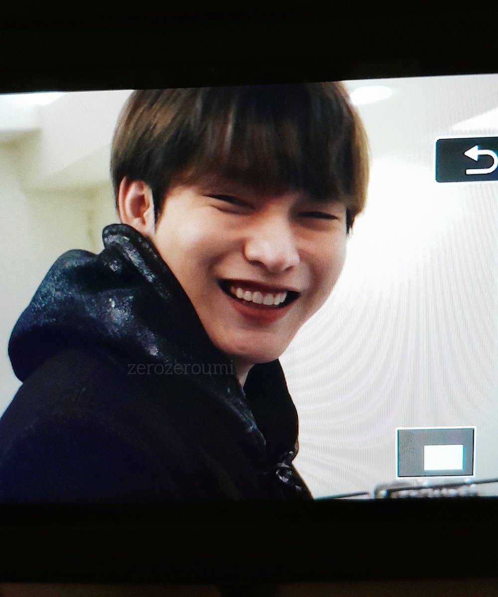 zerozeroumi's tweet photo. He seemed so happy many lyon appeared today just look at that smile!!! 🥹🥹🫶🏻 always be happy!
#Happy_Nine_Day 
#나인이에게_행복이_넘치는_날들이_찾아오길
#온리원오브 #나인 #OnlyOneOf #Nine https://t.co/YpdwZOTu9v
