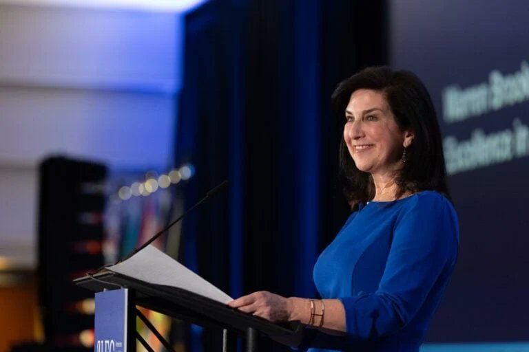 ALEC_states's tweet photo. The States & Nation Policy Summit was also a celebration of excellence. @aomalpass of @DailyCaller was honored with the prestigious Warren Brookes Award for Excellence in Journalism.
https://t.co/mXmUbiLtRi
#ALEC24 #Leadership #journalism https://t.co/aP7hhIG396