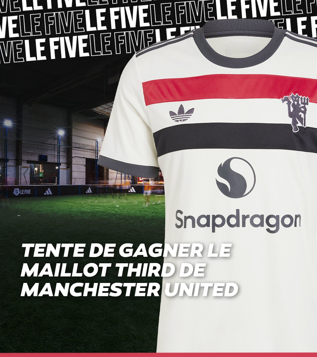 lefivefc's tweet photo. [#JEUCONCOURS 🎁]

⚽️ Tente de remporter le maillot third de Man Utd 👹🙌

Pour participer c’est simple, il te suffit de :
1️⃣ Follow@lefivefc 😉
2️⃣ Post avec #LEFIVEÇajoue + précise ta taille en réponse

🤞 Un gagnant sera tiré au sort le samedi 21 décembre

🔥 Bonne chance ! https://t.co/7owMwhCDw9