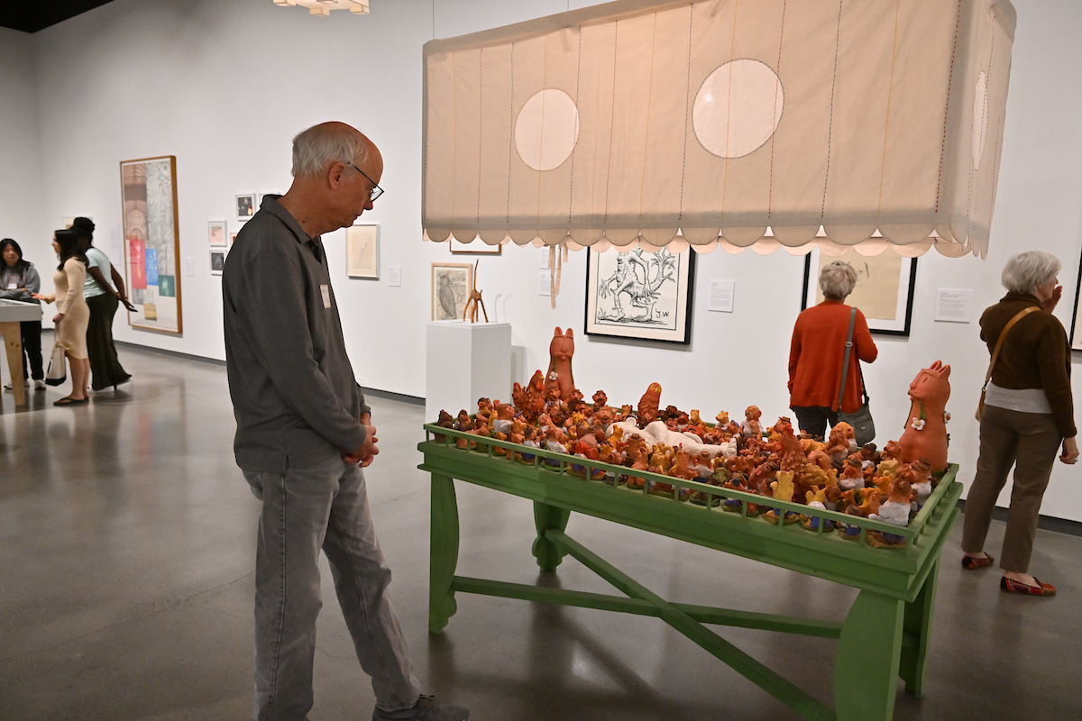 WSUArtMuseum's tweet image. Last Day (12/13)! If you get a chance, please swing by to see “Your Collection: Celebrating 50 Years”. Showcasing some of the most talented artists in the world, there is something for everyone! linktr.ee/jsmawsu

#WSUPullman #WSUartmuseum #YourCollection @nwpbroadcasting