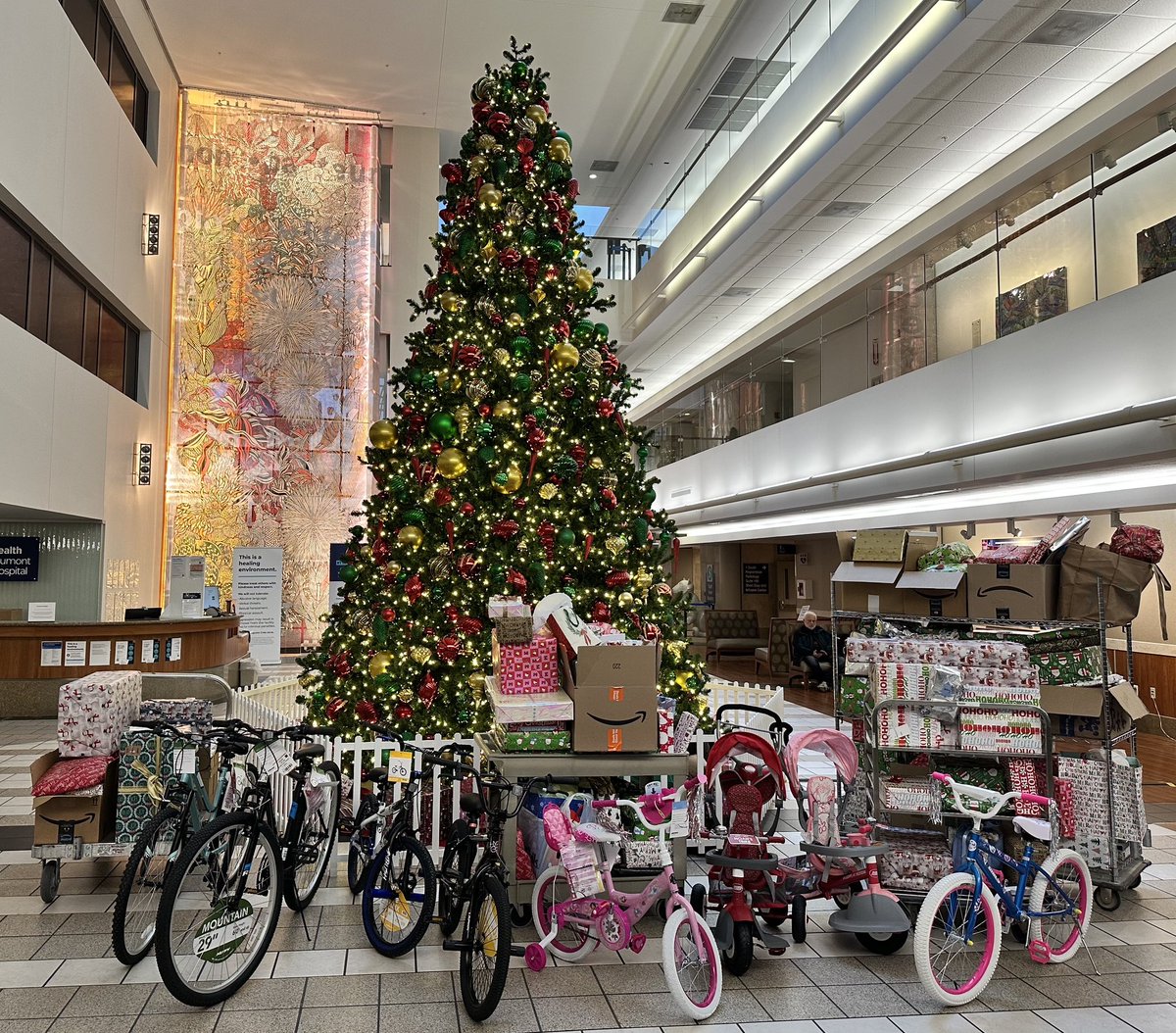 Eric Reilly, DO (@ericreillydo) on Twitter photo Organized by some of our <a href="/CorewellHealth/">Corewell Health</a> CRNAs and supported by the entire Anesthesiology Department, our Giving Tree donations helped supply bikes, toys, and other gifts to children and families less fortunate this year. 🎄🎁 <a href="/mymsahq/">Michigan Society of Anesthesiologists</a> Organized by some of our <a href="/CorewellHealth/">Corewell Health</a> CRNAs and supported by the entire Anesthesiology Department, our Giving Tree donations helped supply bikes, toys, and other gifts to children and families less fortunate this year. 🎄🎁 <a href="/mymsahq/">Michigan Society of Anesthesiologists</a>