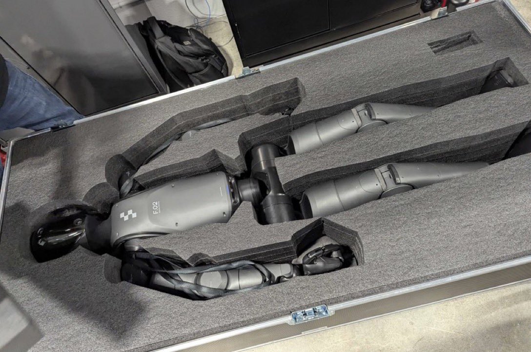 sirfupdate_'s tweet image. 🚀 This is how @Figure_robot’s are shipped
#Figure #Innovation #ShippingTechnology