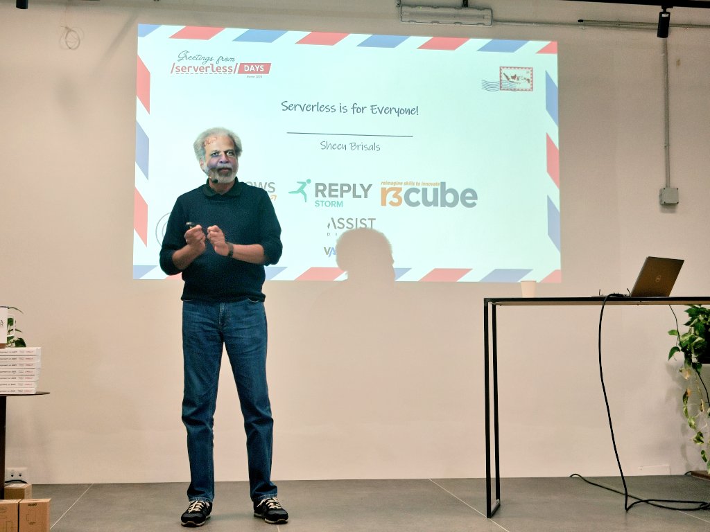 Luciano Mammino 𝕏 Node.js Design Patterns tweet media