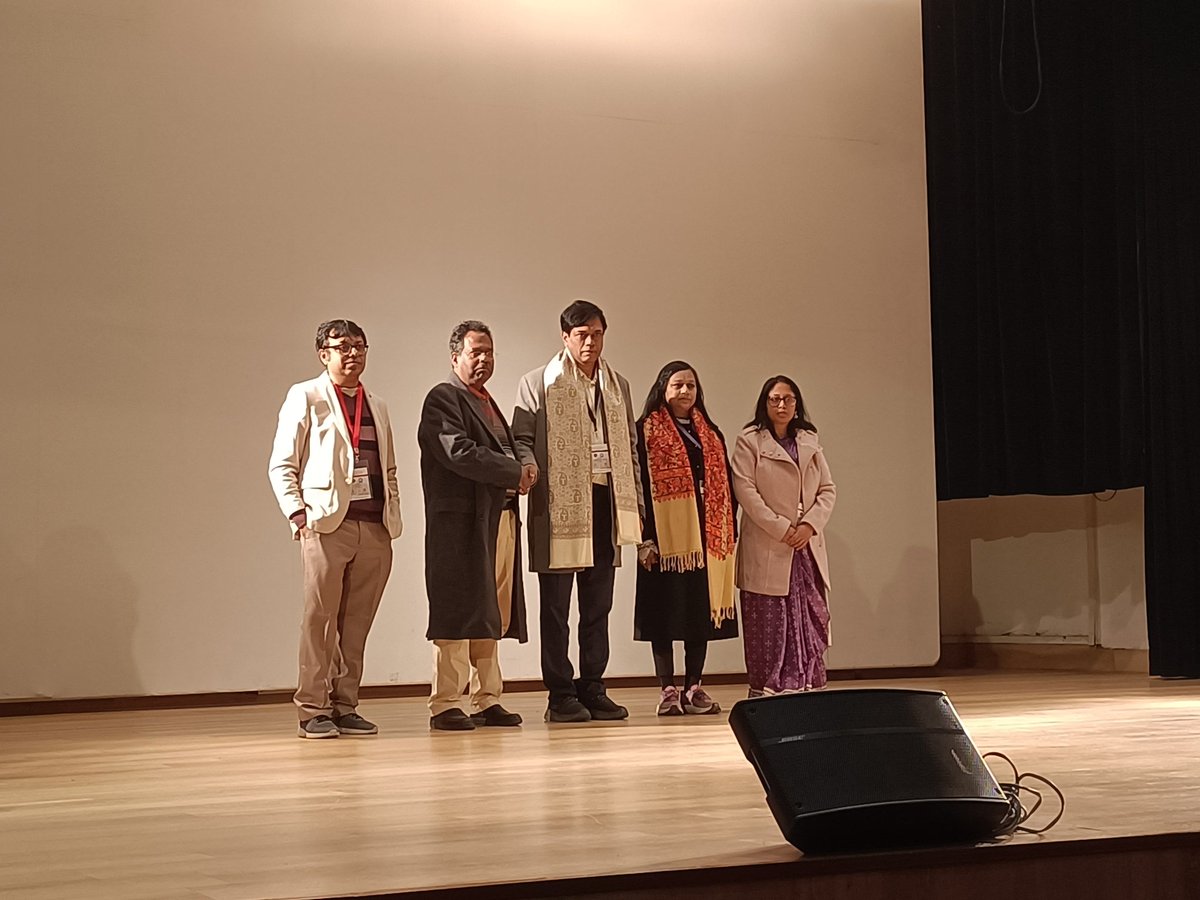 howesiangTAN tweet media