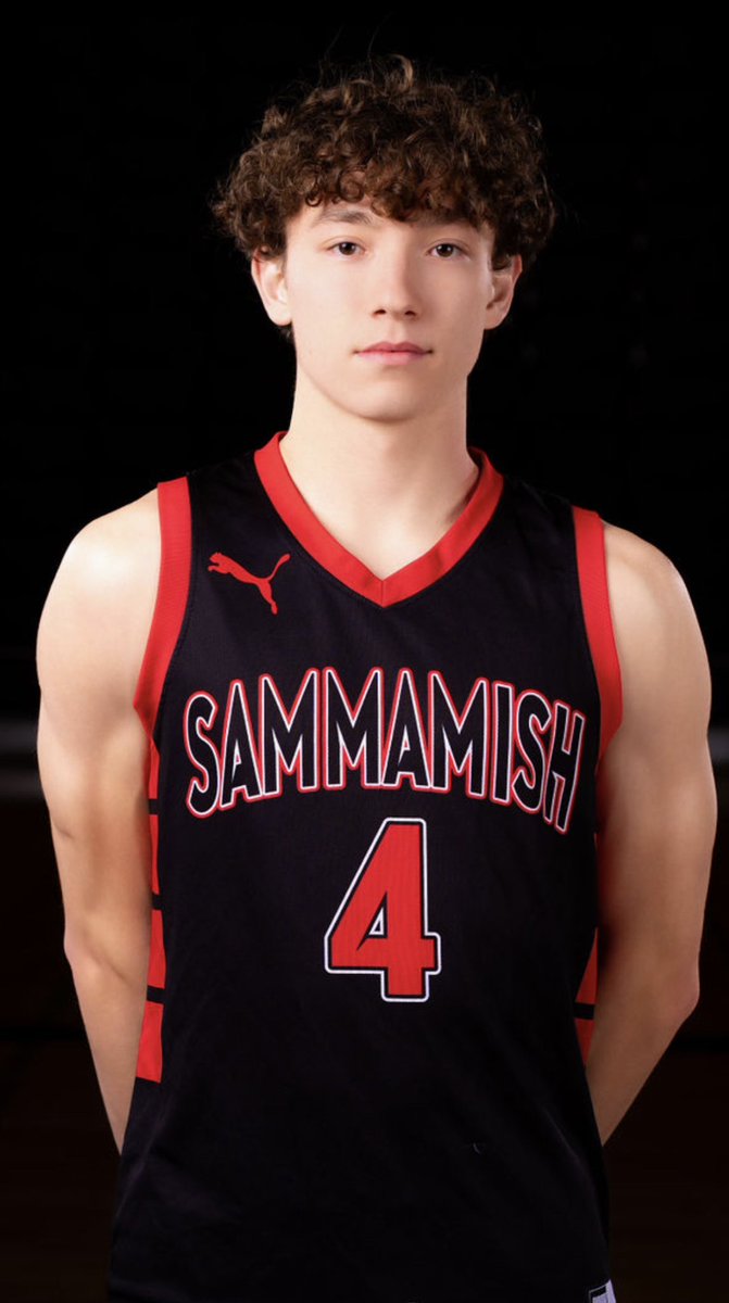 Please help me congratulate senior Sal Bettelli for his acceptance to the HARVARD UNIVERSITY!! A dream come true, and huge achievement! We are beyond proud of you Sal! #Brotherhood 🏀🖤