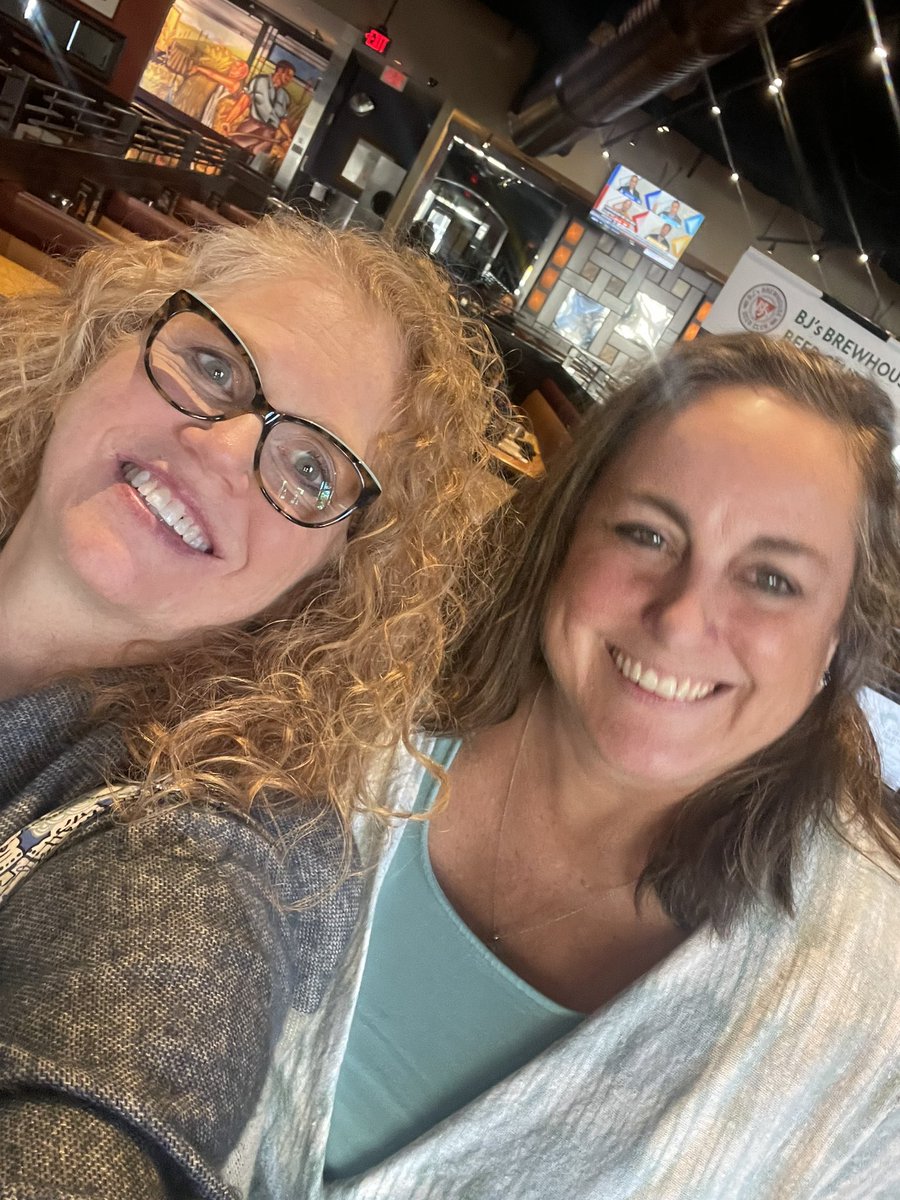 Write_Herr's tweet image. Finishing up a productive week of meetings this week. Big announcement coming next week! I didn’t manage to take photos of everyone at all the meetings, but here’s a little recap. #ScreenwriterCommunity #ScreenwritingTwitter