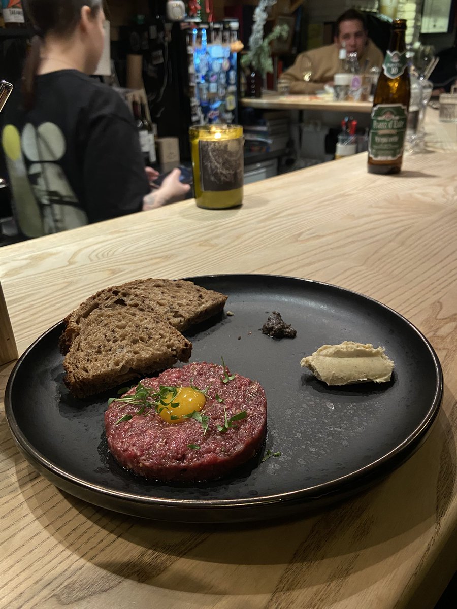 delta__echo's tweet image. Беня и Макс