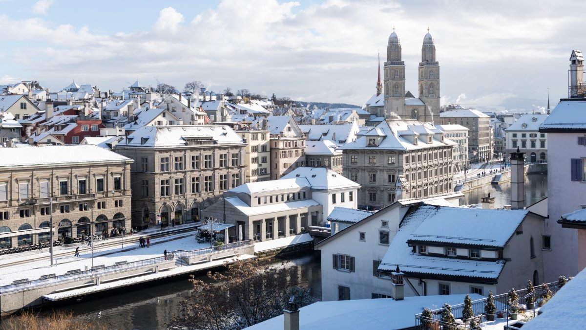 Weather2Travel.com tweet media